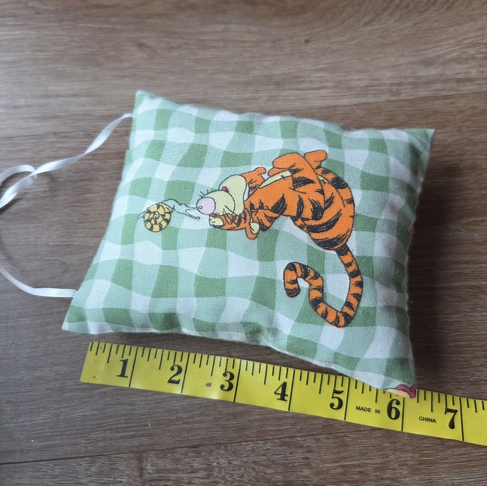 Vintage Hand Made Winnie the Pooh Tooth Fairy Mini Pillow with hanging strap - Picture 8 of 9